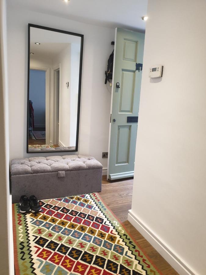 Cozy Muswell Hill 1-Bedroom Flat 伦敦 外观 照片