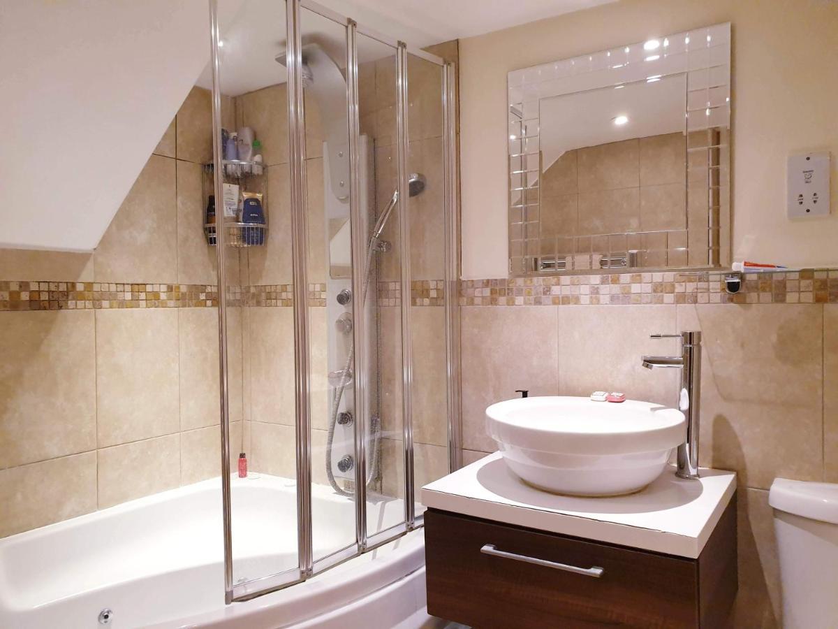 Cozy Muswell Hill 1-Bedroom Flat 伦敦 外观 照片